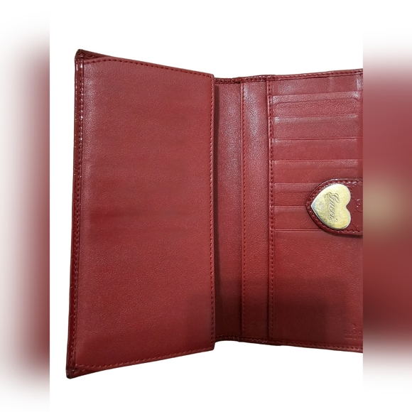 GUCCI Microguccissima Heart Leather Wallet! - Picture 5 of 5